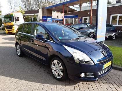 Peugeot 5008 1.6 VTi Airco, LMV, 7-zitter, panoramdak, nieuwe d