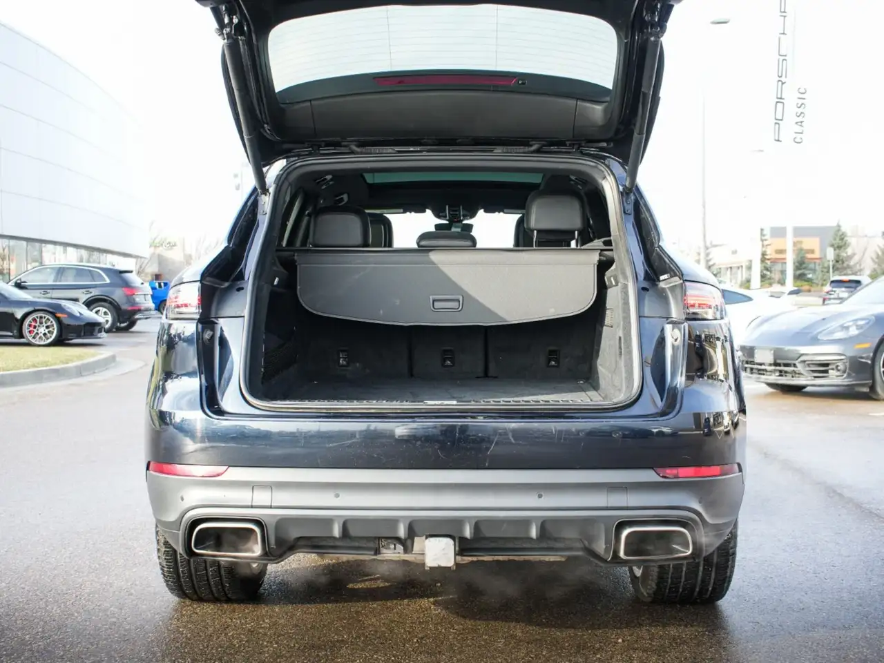 Porsche Cayenne снимка Porsche Cayenne
