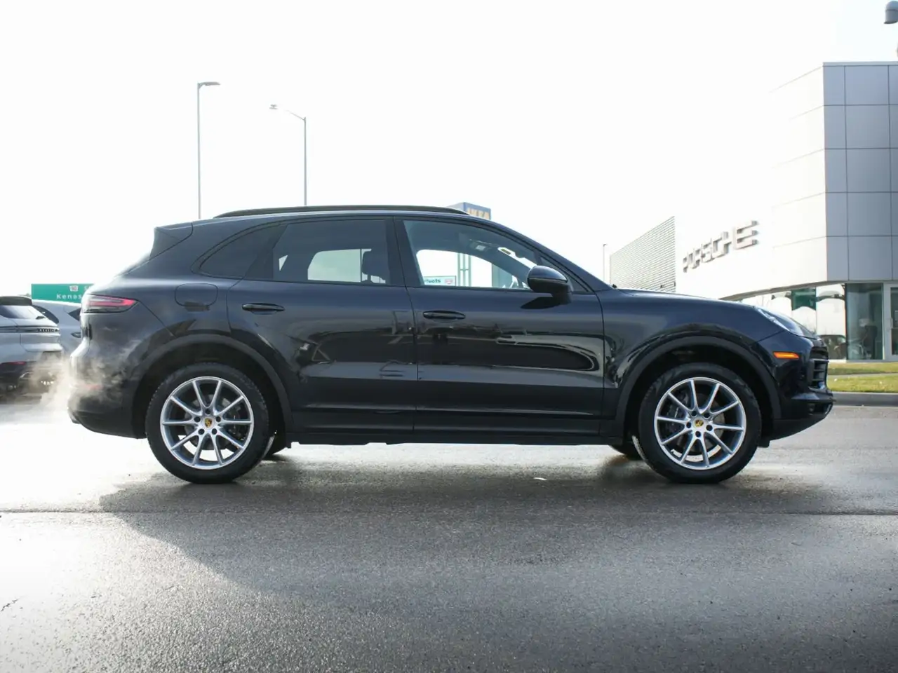 Porsche Cayenne снимка Porsche Cayenne