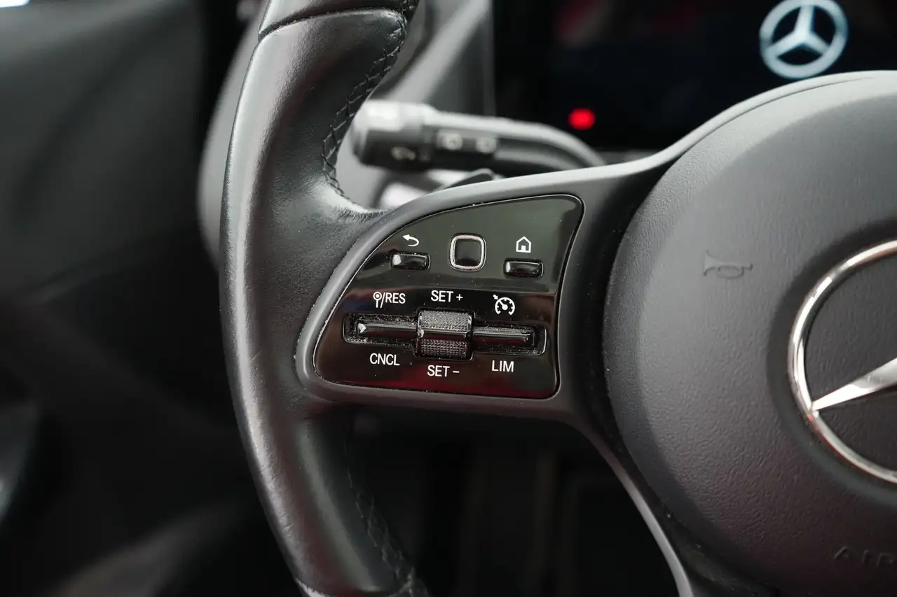 Mercedes-Benz GLA Class 180dA Business Solution LEDER/STOF LED GPS P, миниатюра 22