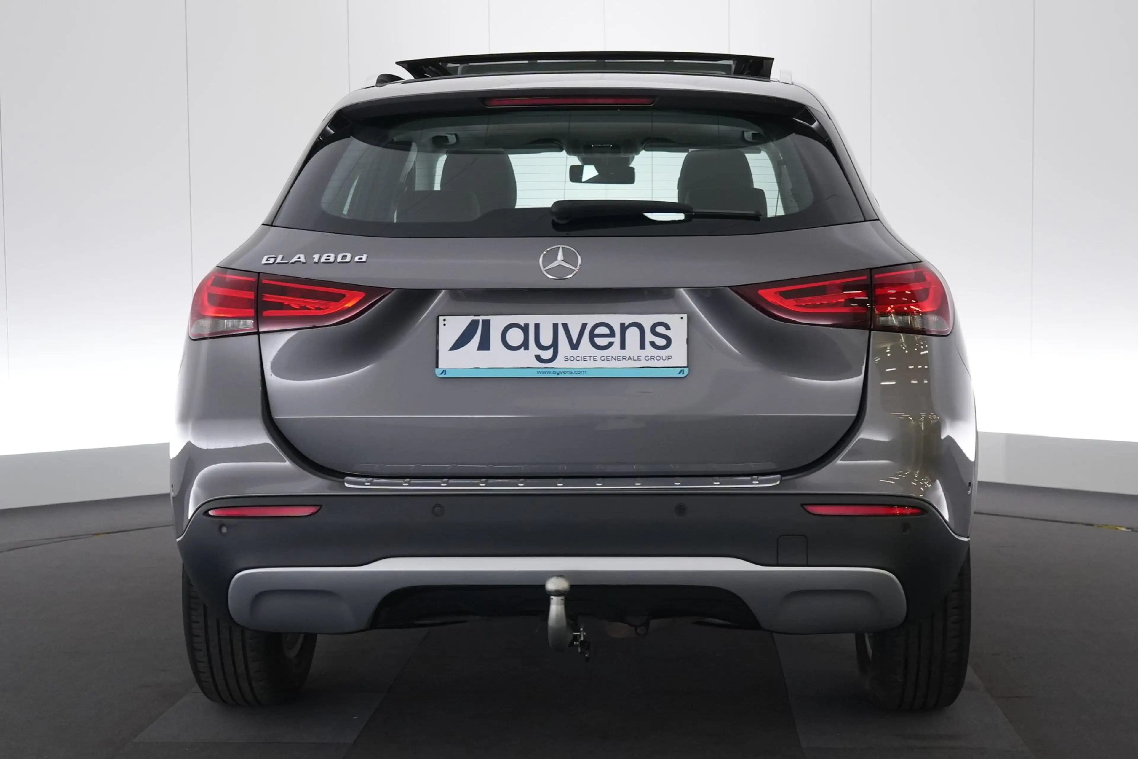 Mercedes-Benz GLA 180 Class 180dA Business Solution LEDER/STOF LED GPS P — photo 8