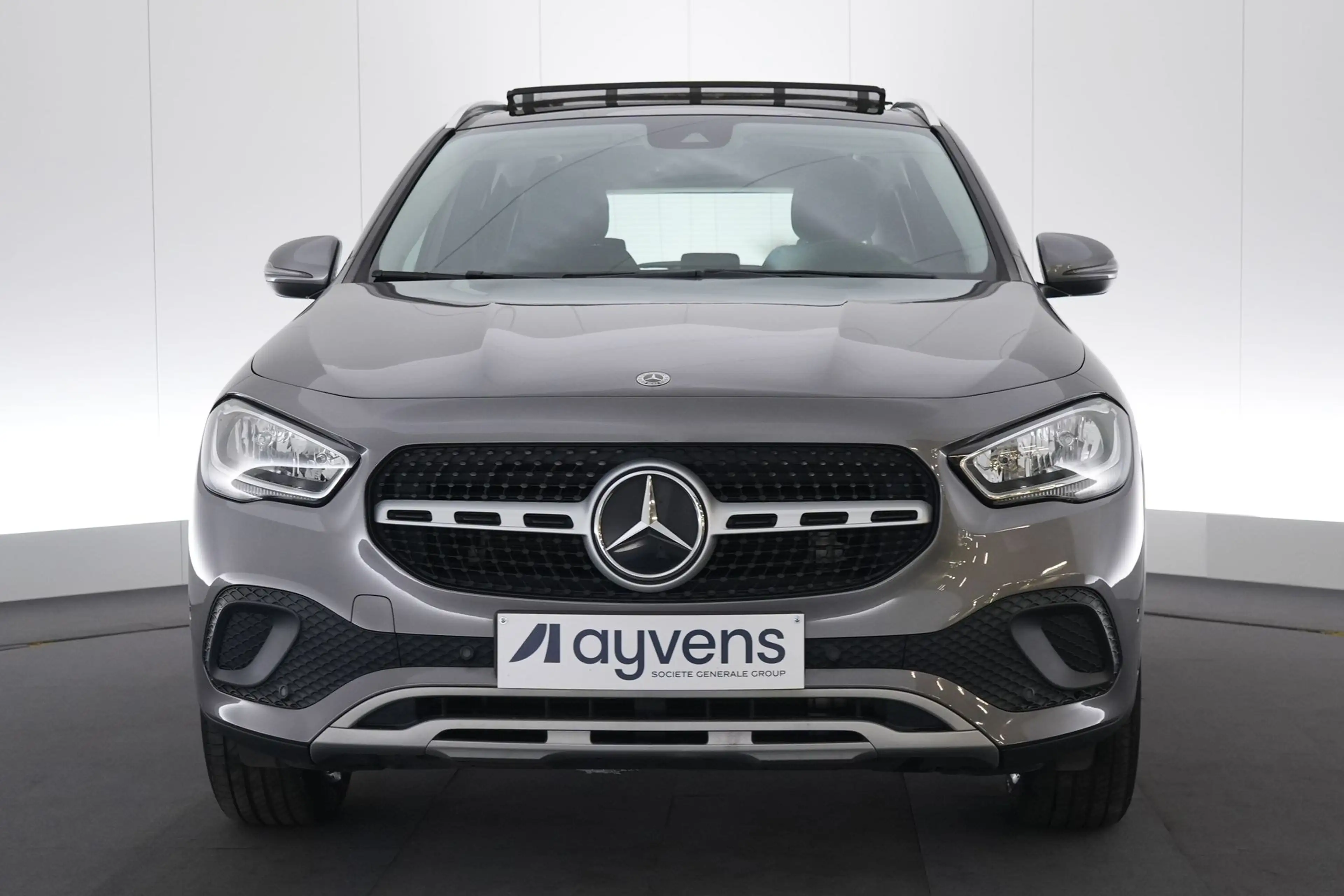 Mercedes-Benz GLA 180 Class 180dA Business Solution LEDER/STOF LED GPS P — photo 2
