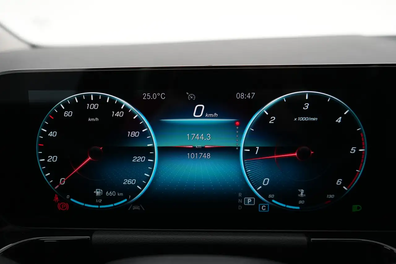 Mercedes-Benz GLA Class 180dA Business Solution LEDER/STOF LED GPS P, миниатюра 14