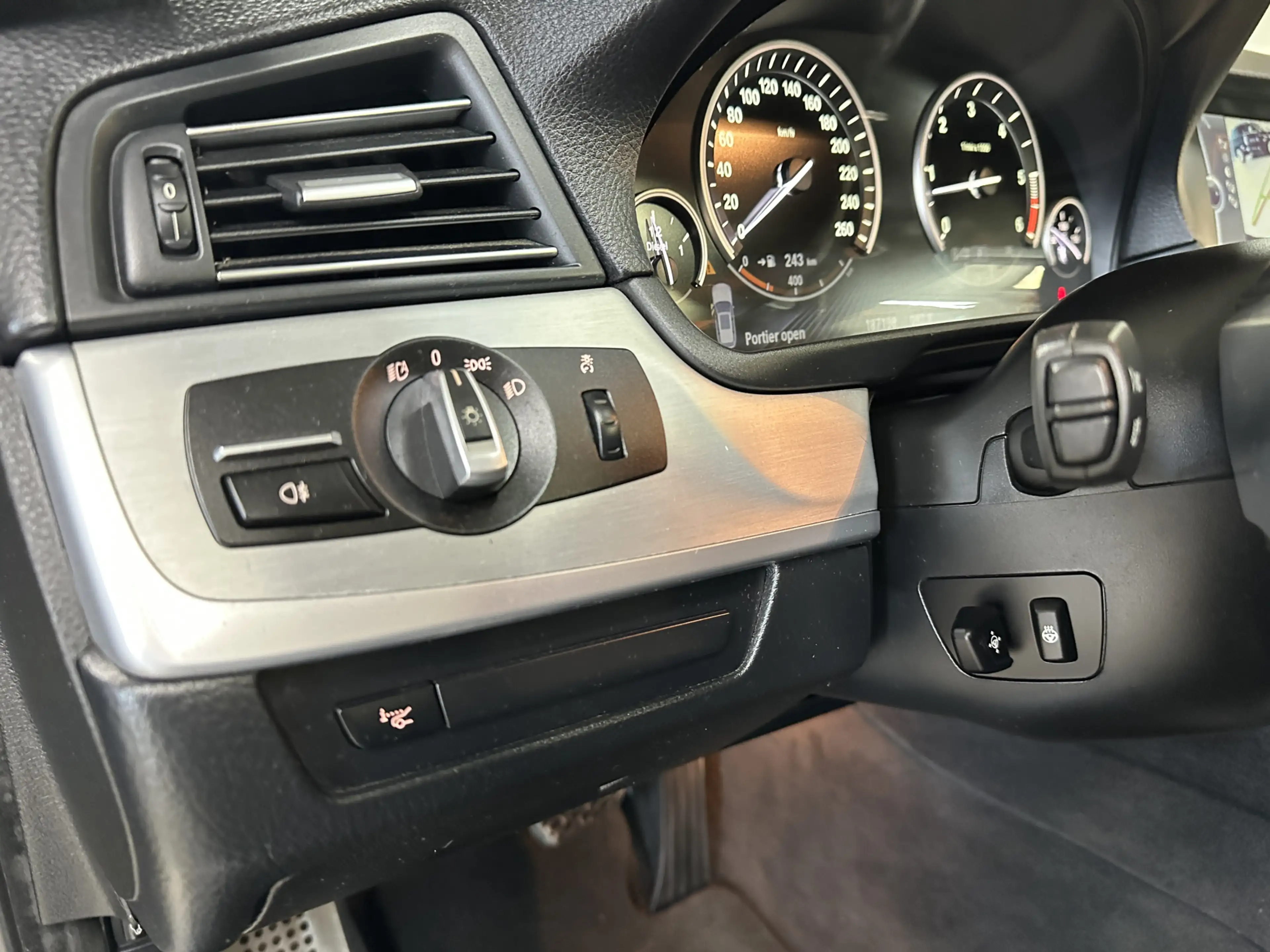 BMW M550 5 Serie Touring M550xd 381pk | Pano | Head-up | Tr — photo 11