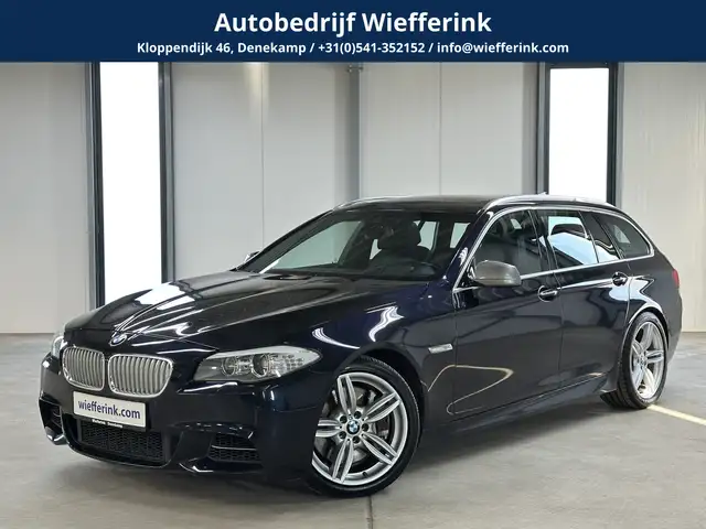 BMW M550 5 Serie Touring M550xd 381pk | Pano | Head-up | Tr