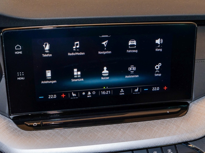 Skoda Octavia Combi 2.0 TDI Tour — photo 14
