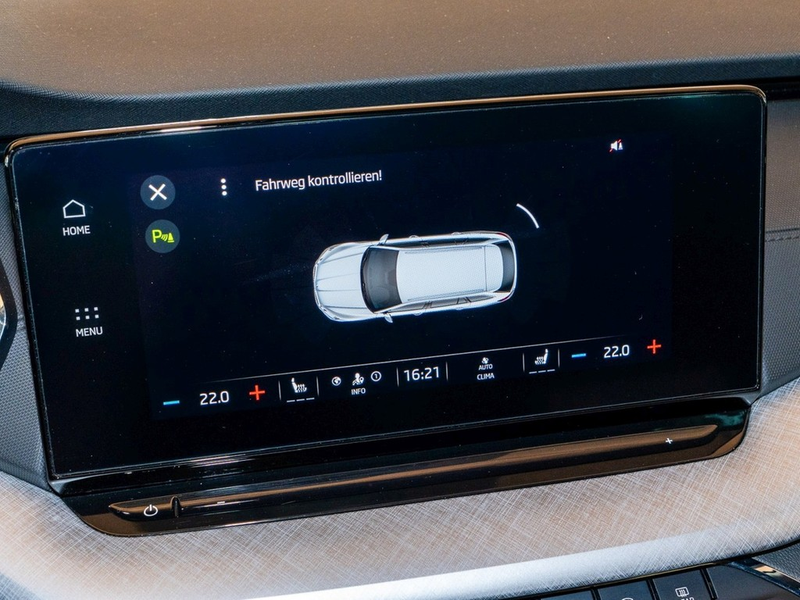 Skoda Octavia Combi 2.0 TDI Tour — photo 11