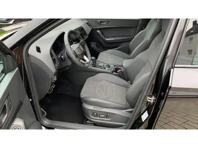 Cupra Ateca view 9