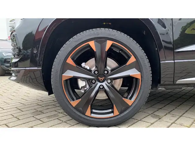 Cupra Ateca view 13