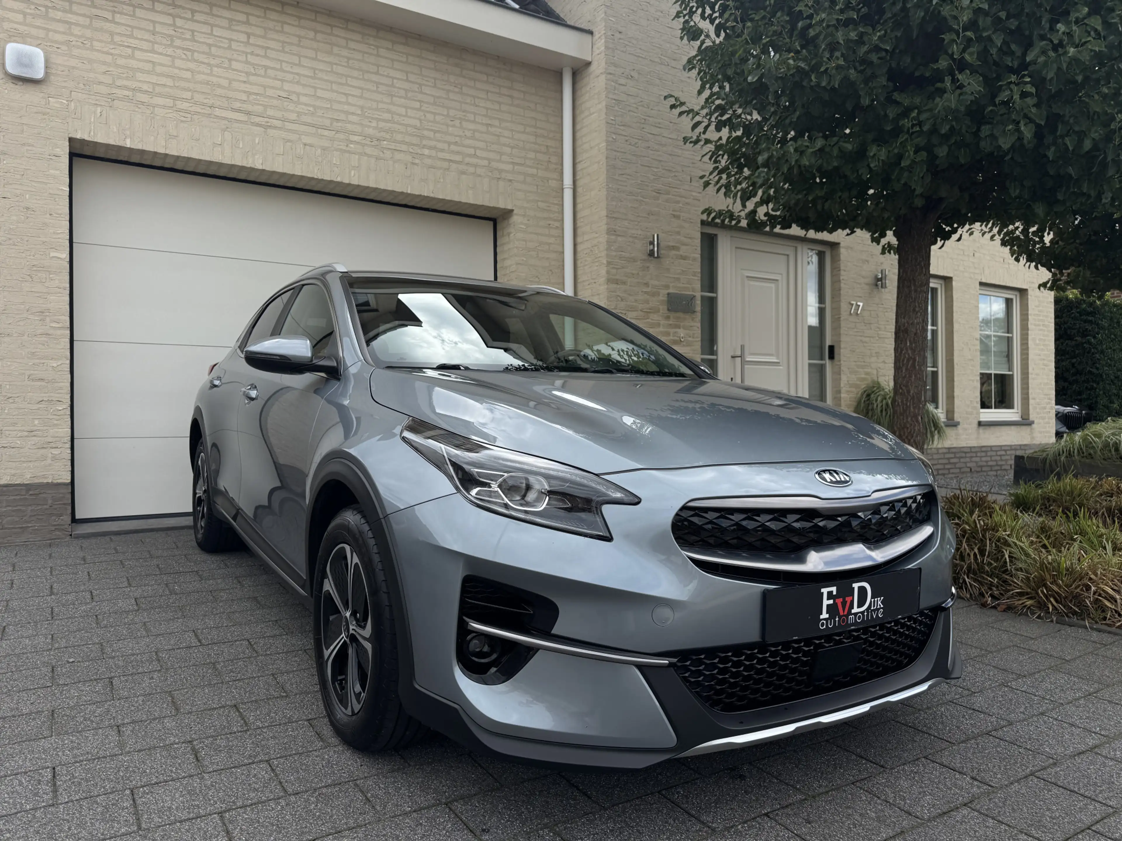 Kia XCeed 1.6 GDi PHEV DynamicLine Navi Leder Carplay Camera