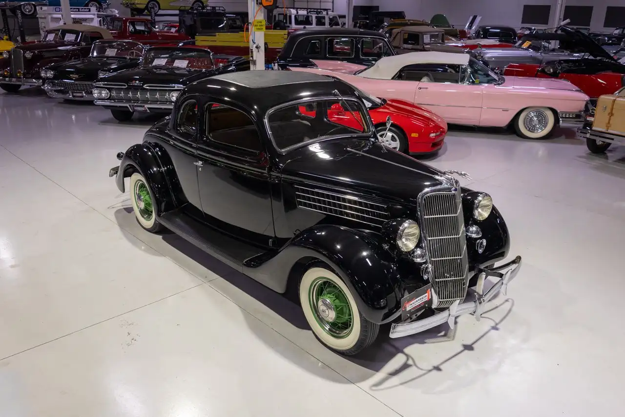 Ford De Luxe 5-Window Coupe, foto 9