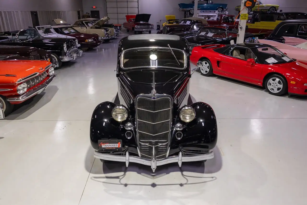Ford De Luxe 5-Window Coupe, foto 8