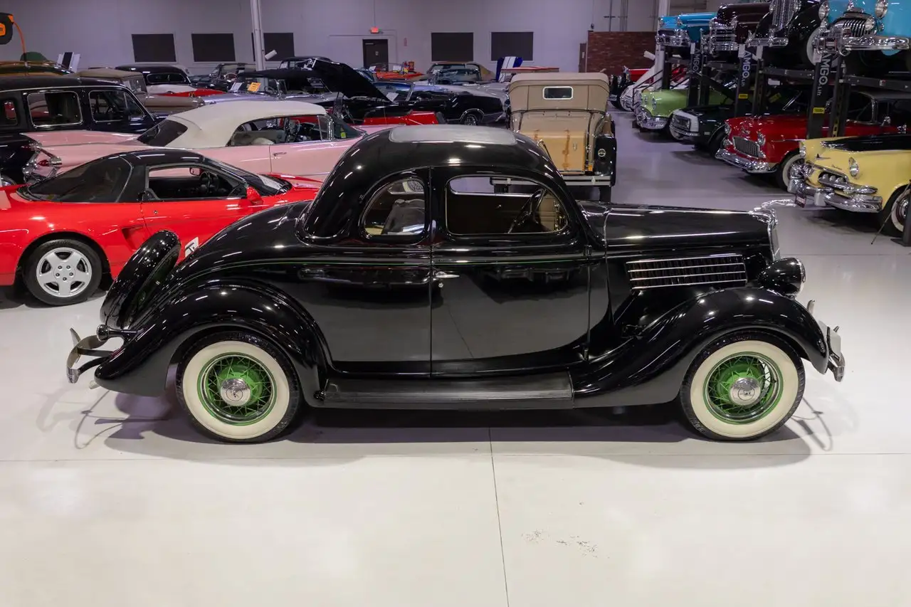 Ford De Luxe 5-Window Coupe, foto 10