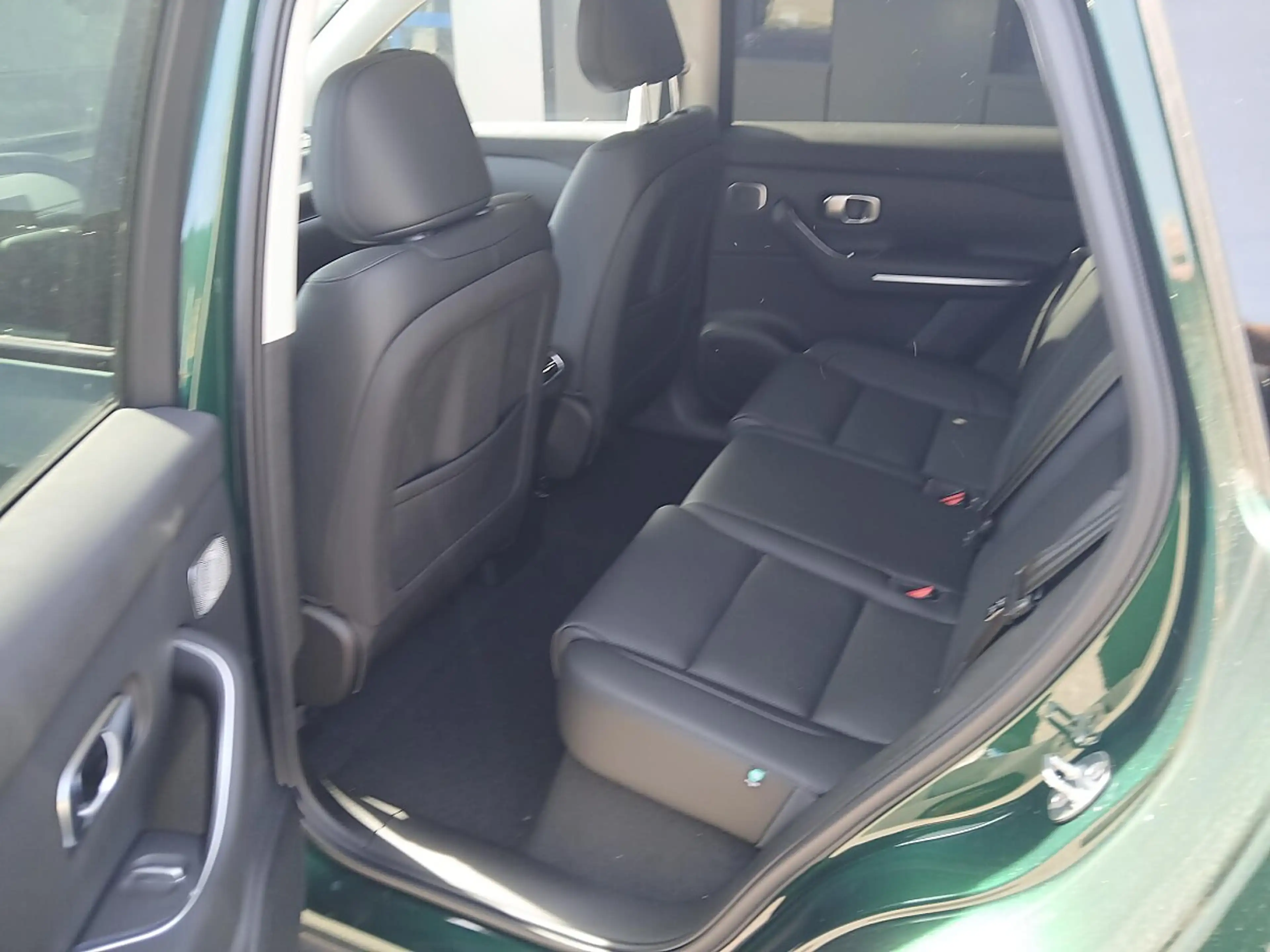 Leapmotor C10 Elektro 81,9kWh Design ProMax — photo 4