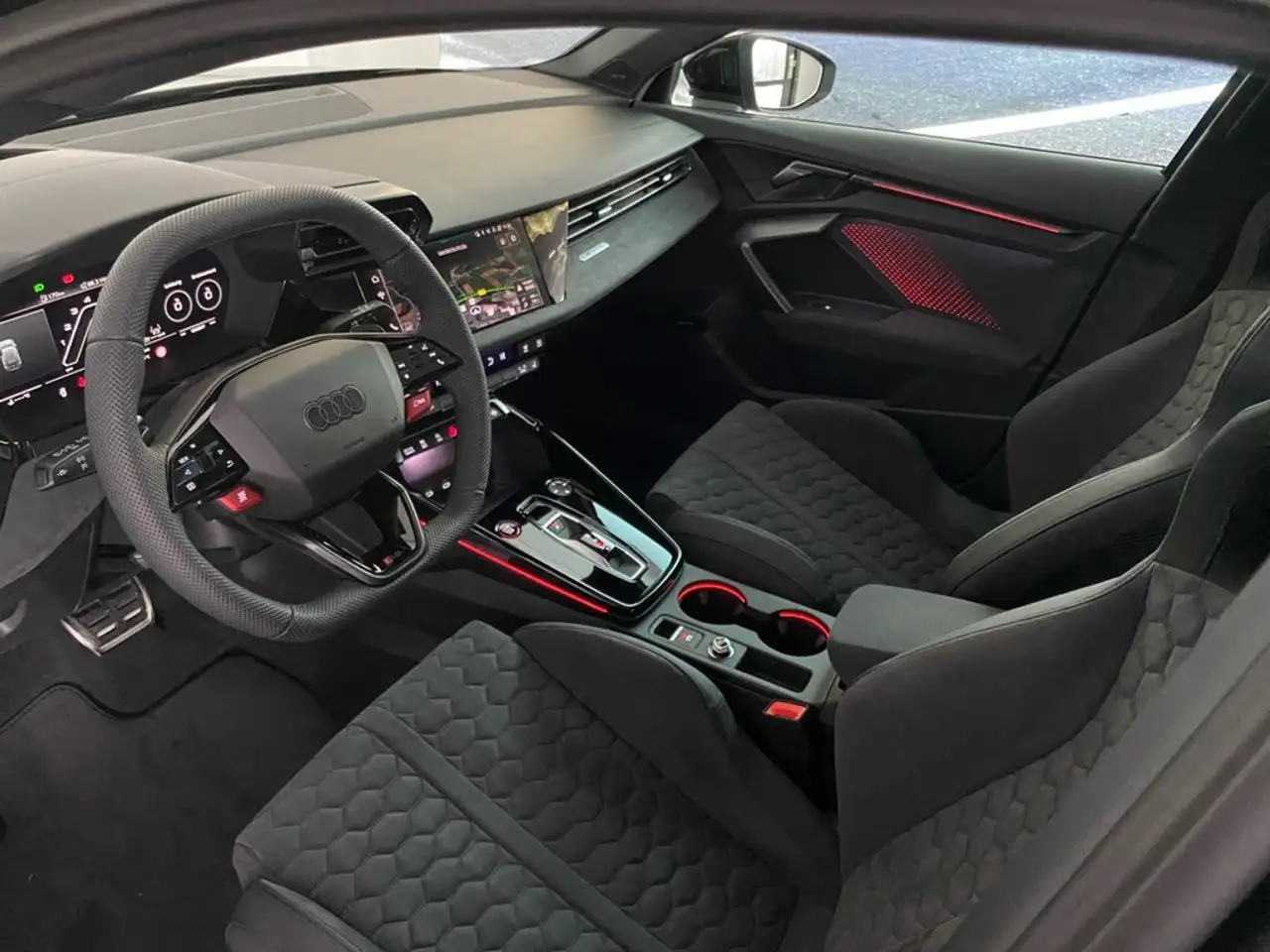 Audi RS3 RS 3 Sportback TFSI quattro KERAMIK+MATTLACK+SAGA 3