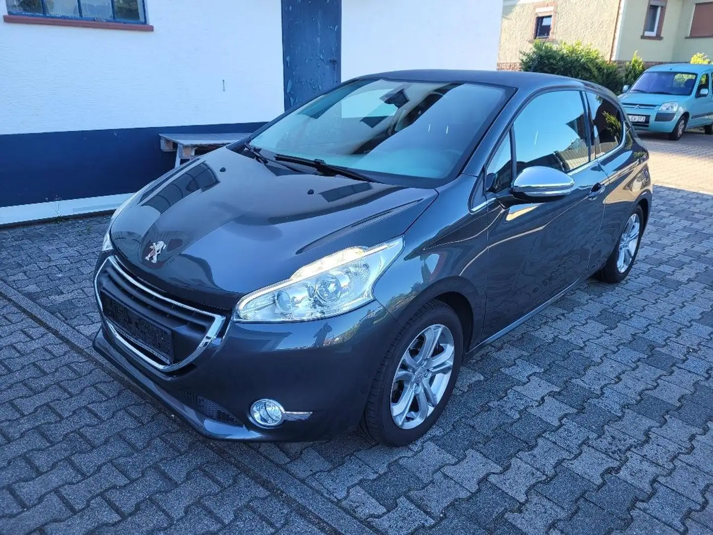 Peugeot 208 Allure 82,Klima,EPH,Winterräder Grau - 1