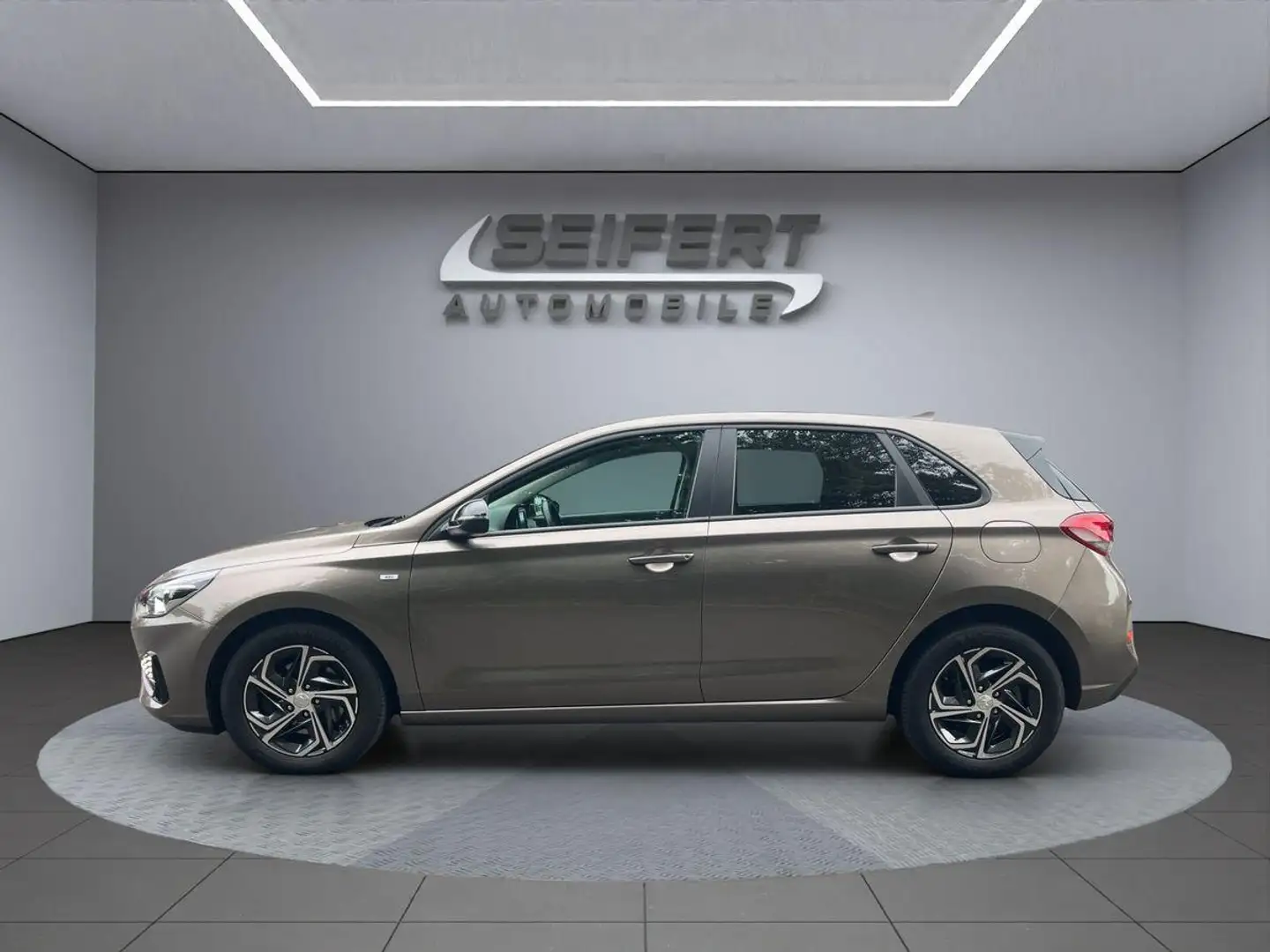 Hyundai i30 I EDITION 30 I DCT I APPLE CARPLAY I RFK I SHZ I Bronce - 2