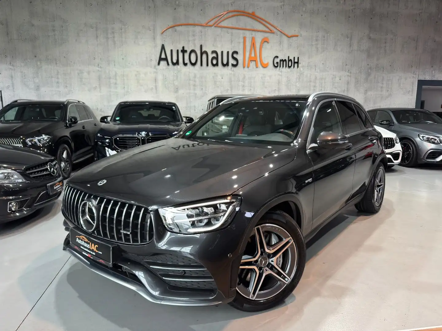 Mercedes-Benz GLC 43 AMG /4Matic/PANO/LED/AHK/360*/STHZ Grau - 1