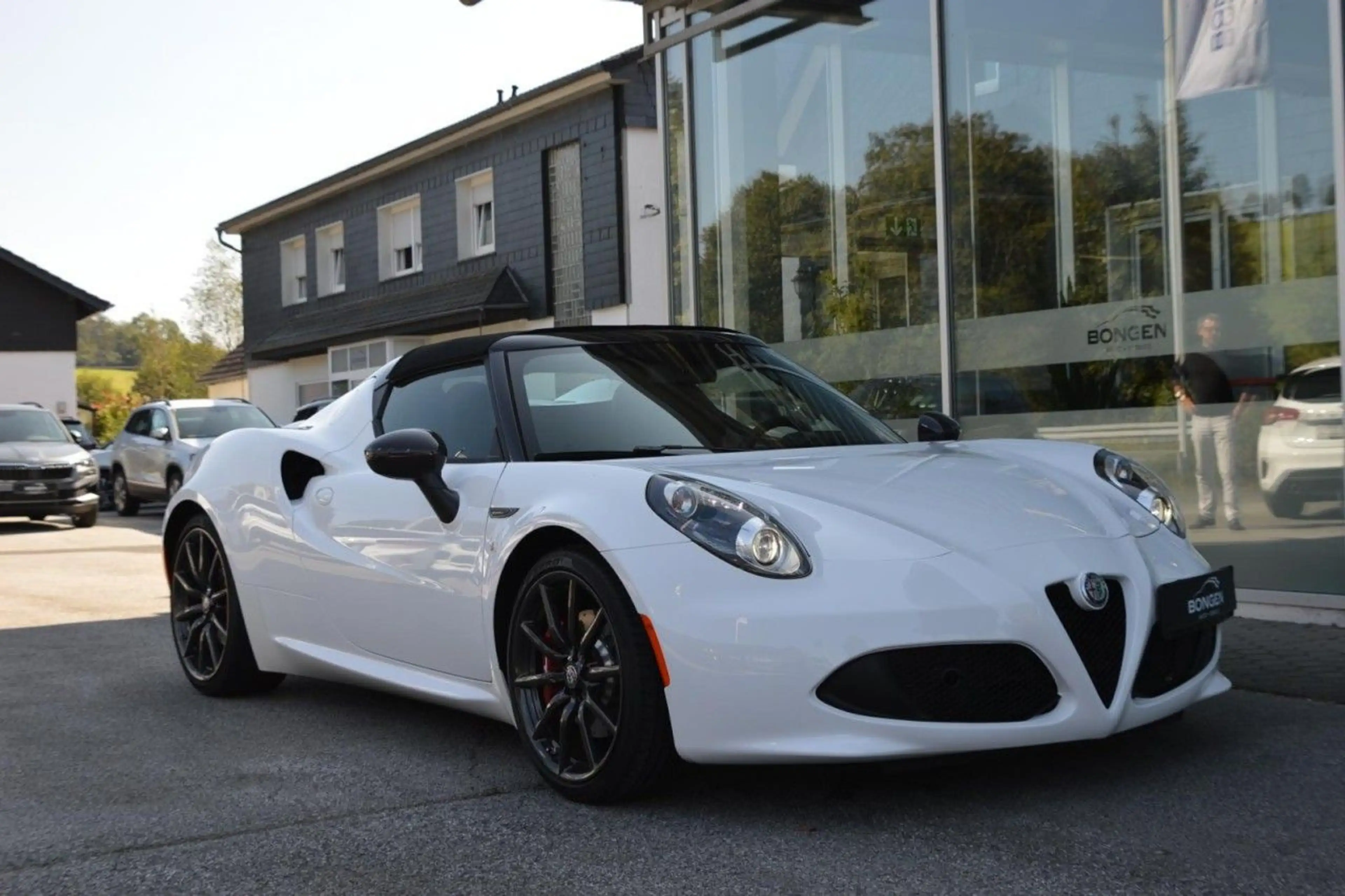 Alfa Romeo 4C Spider Vollausstattung Leder Carbon Klima Xenon — photo 8