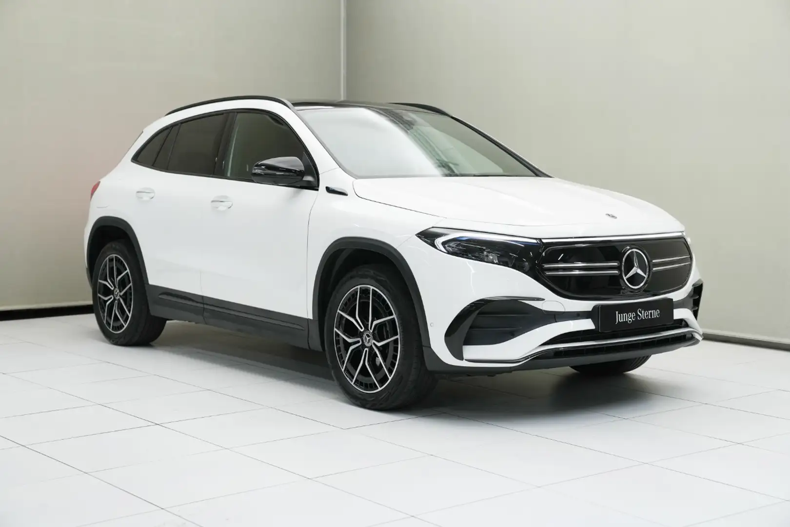 Mercedes-Benz EQA 250 Pano HUD SpurW S-Sitz Night SpurH Navi Weiß - 2