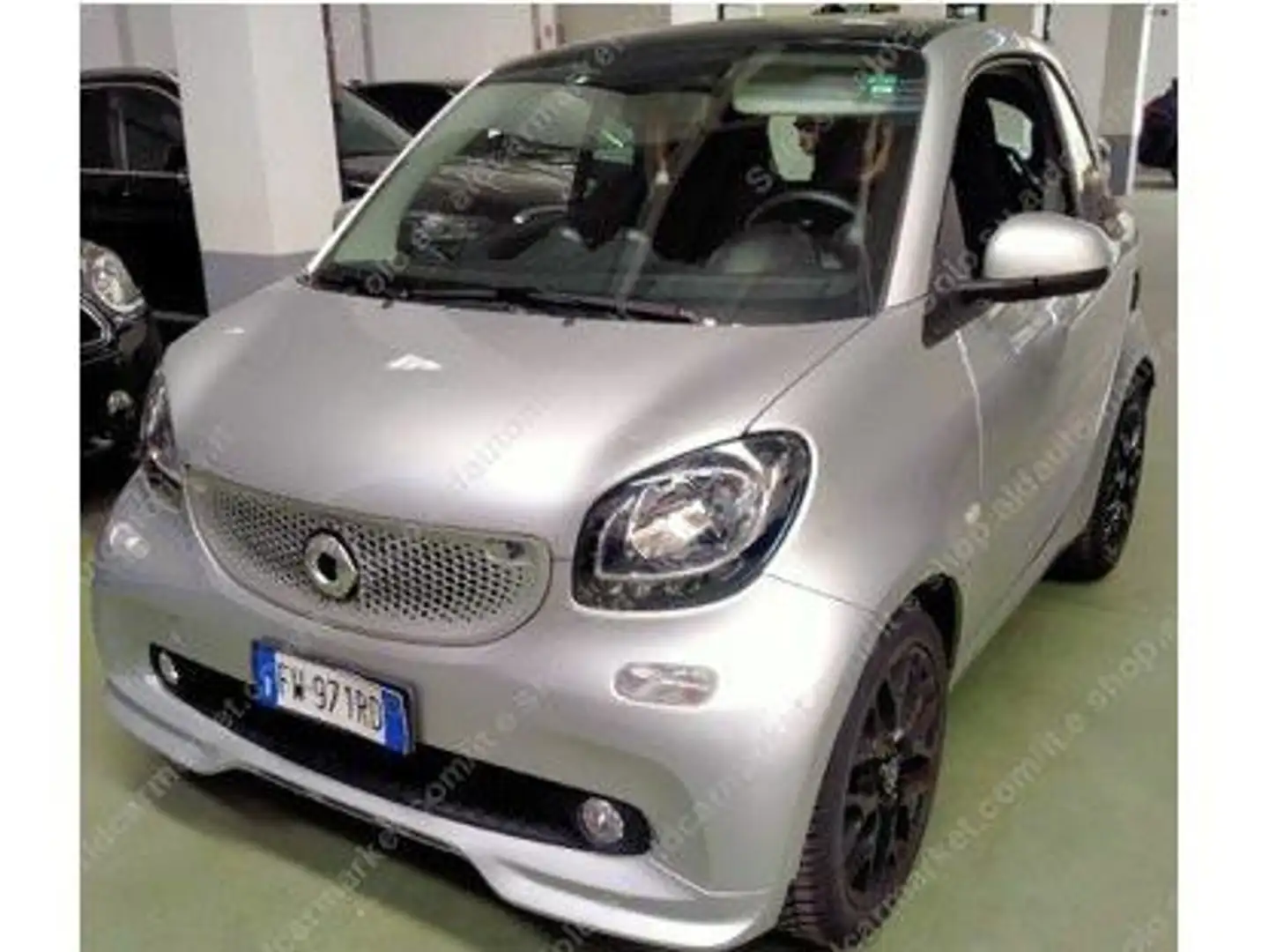 smart forTwo 1.0 Superpassion 71cv twinamic Gris - 1