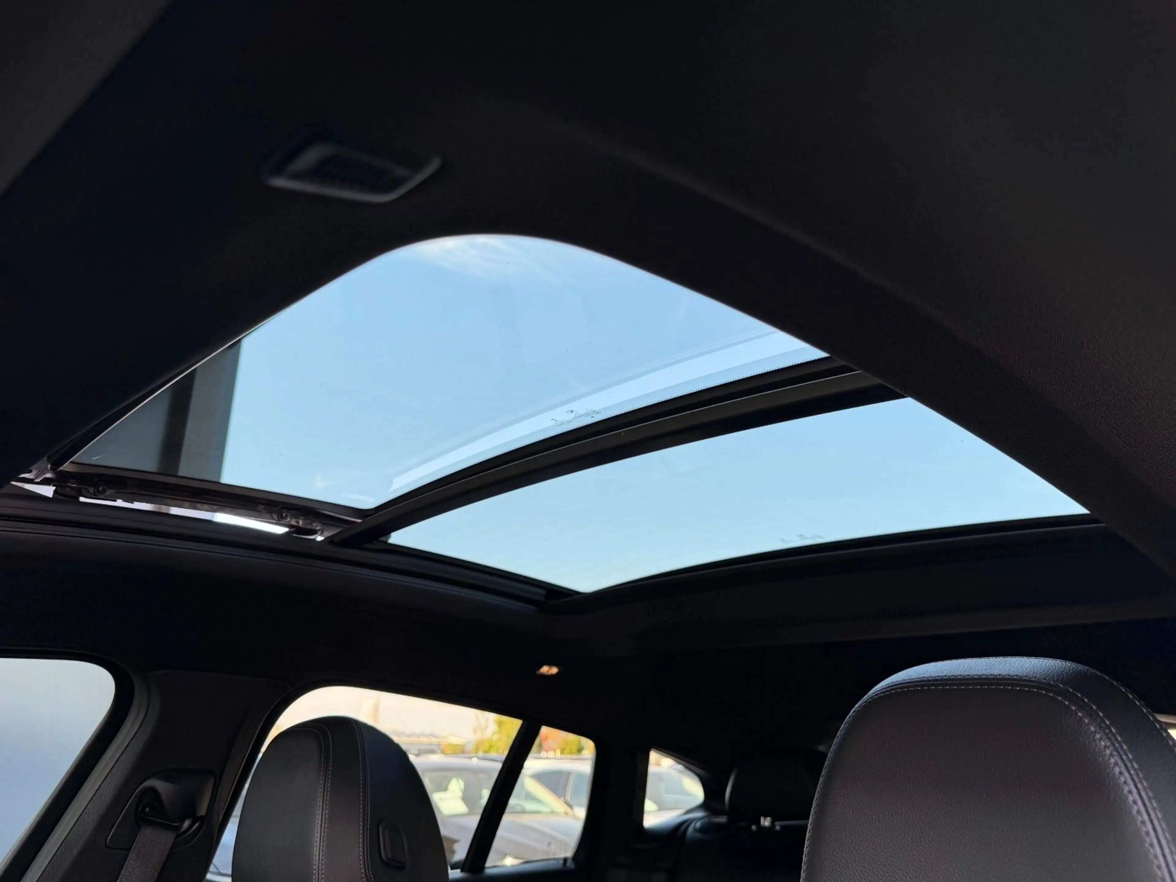 BMW X4 xDrive 20 i M Sport*PANO*HUD*LASER*KAMERA*AHK — photo 15