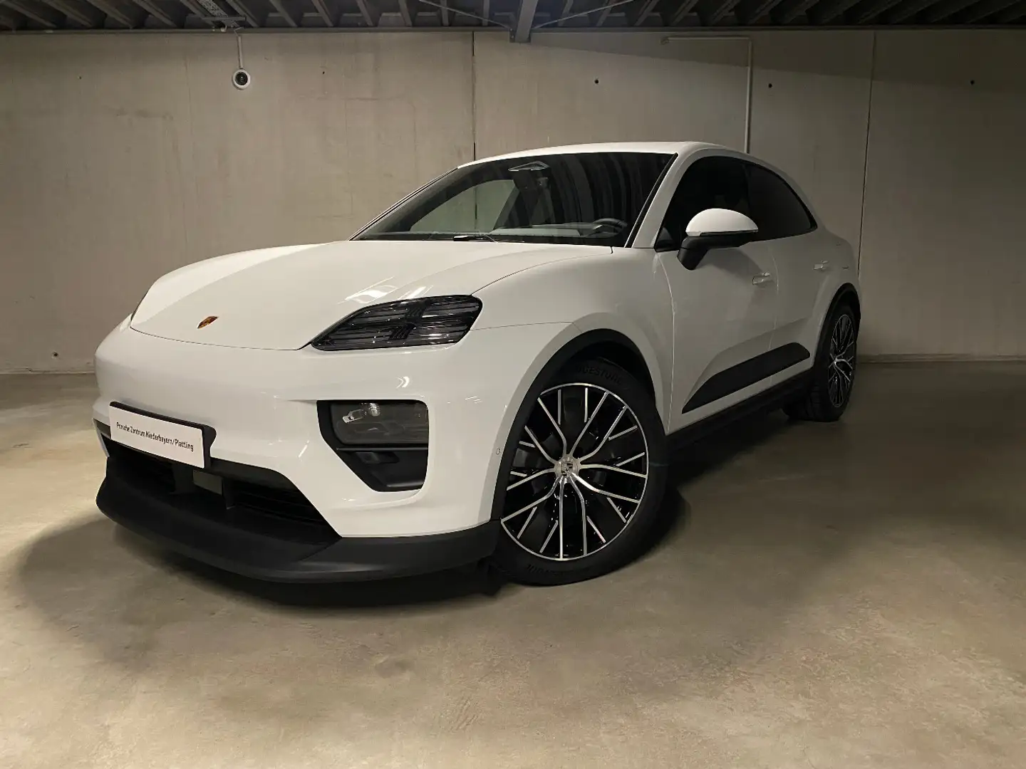 Porsche Macan | Surround View | Luftfederung | BOSE | Weiß - 2