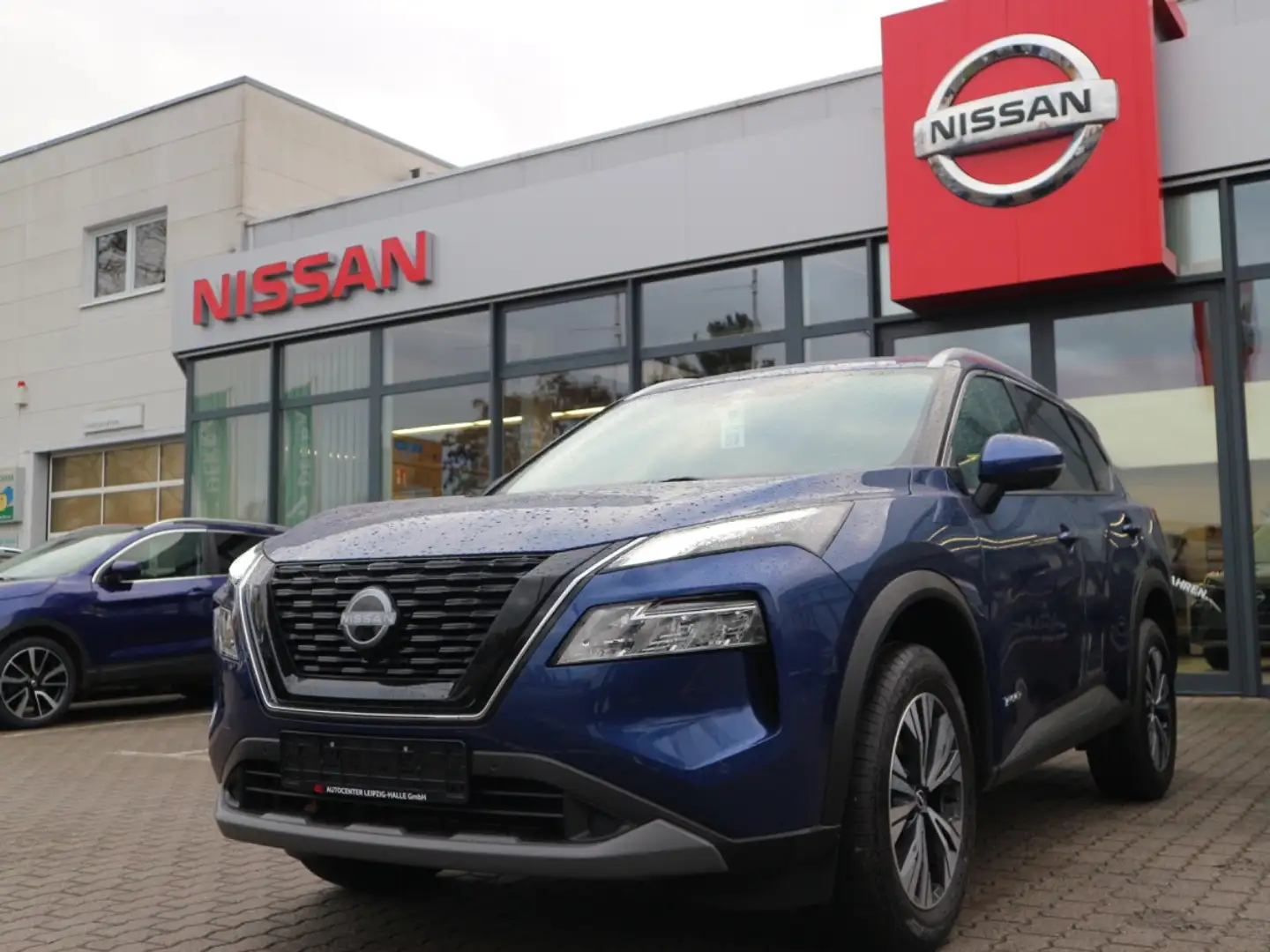 Nissan X-Trail N-Connecta 1.5 VC-T 7 Sitze Panorama LED Blue - 2