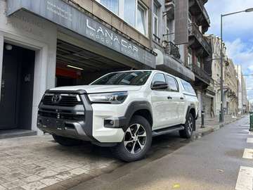 Hilux 2.8 D-4D 4WD Invincible