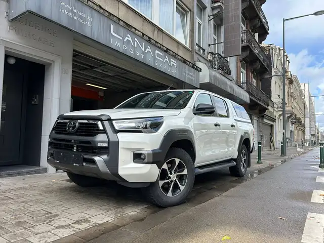 Toyota Hilux Hilux 2.8 D-4D 4WD Invincible