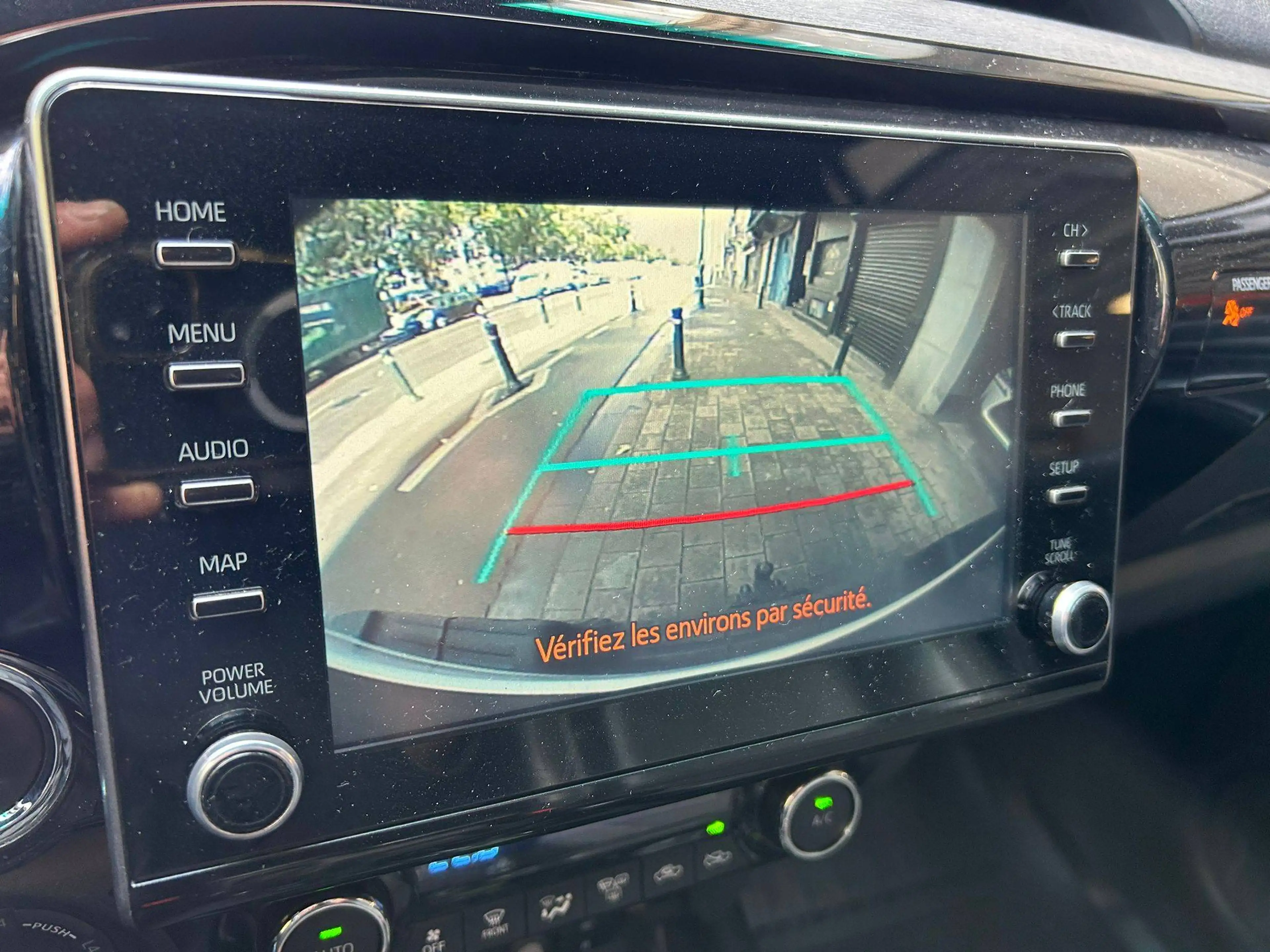 Toyota Hilux Hilux 2.8 D-4D 4WD Invincible — photo 15