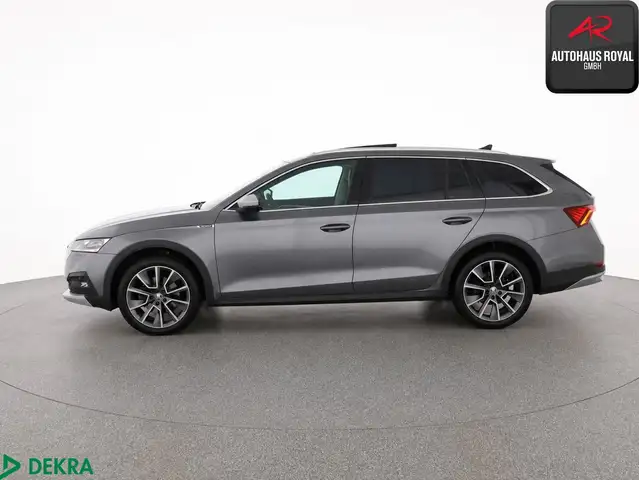 Skoda Octavia view 2