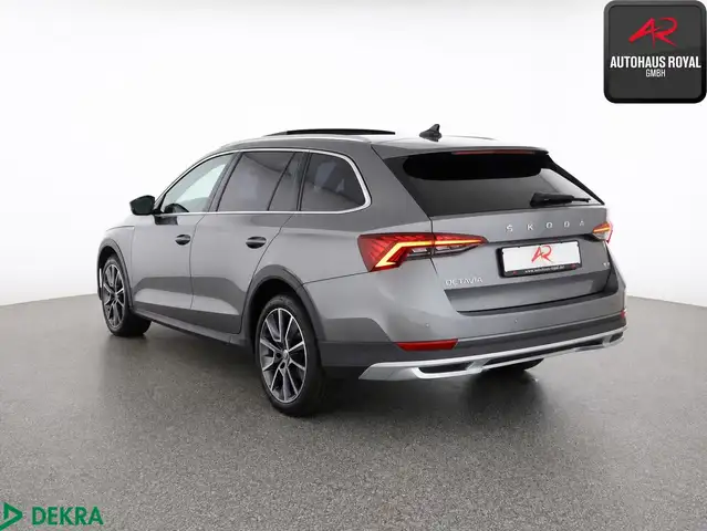 Skoda Octavia view 3