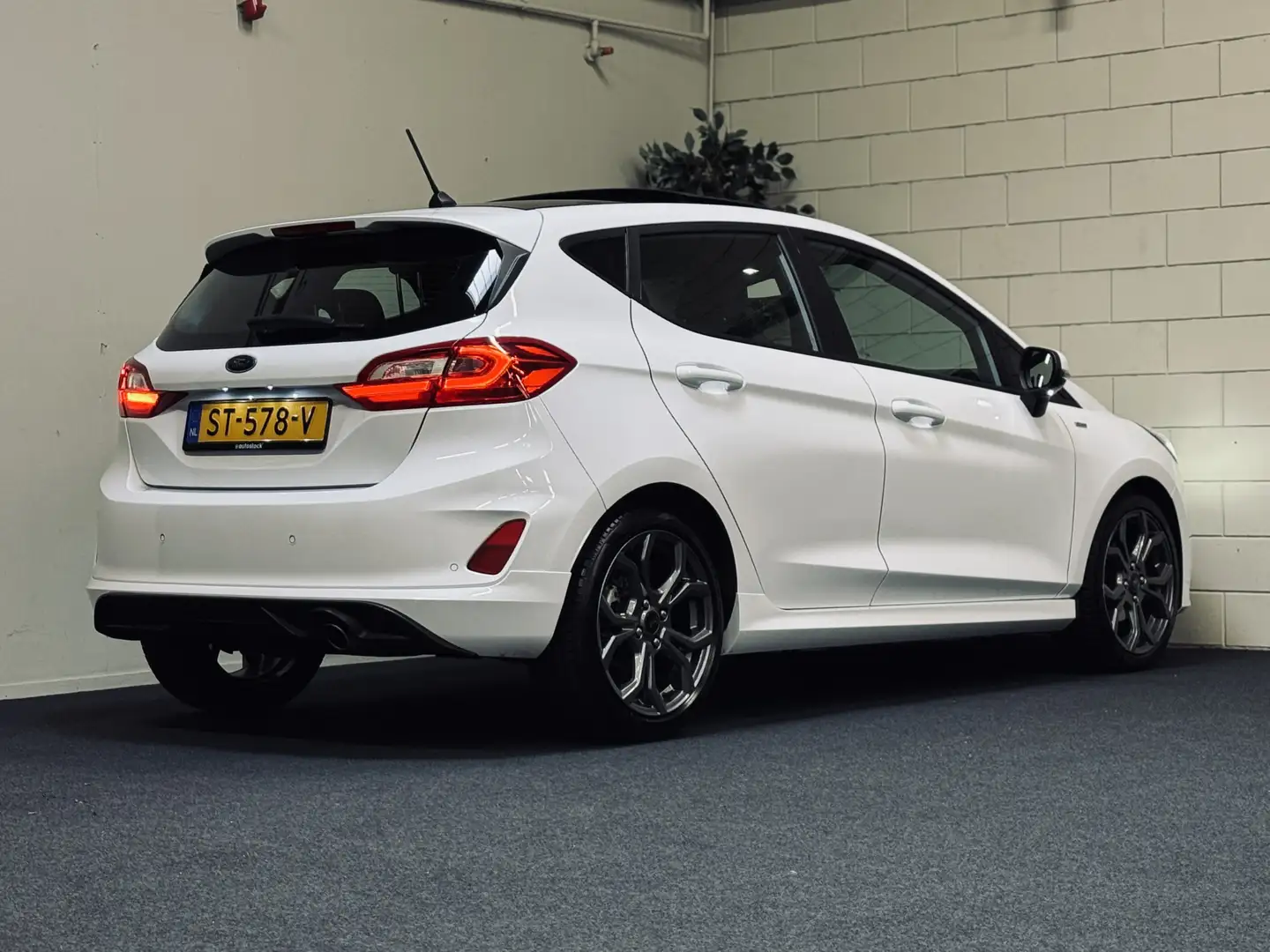 Ford Fiesta 1.0 EcoBoost ST-Line | Panorama | WinterPack | NAP Blanco - 2