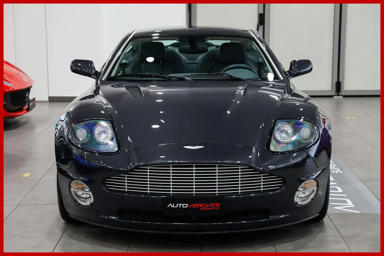 Aston Martin Vanquish Coupé SERVICE BOOK - GRIGIO MEDIO Gris - 2