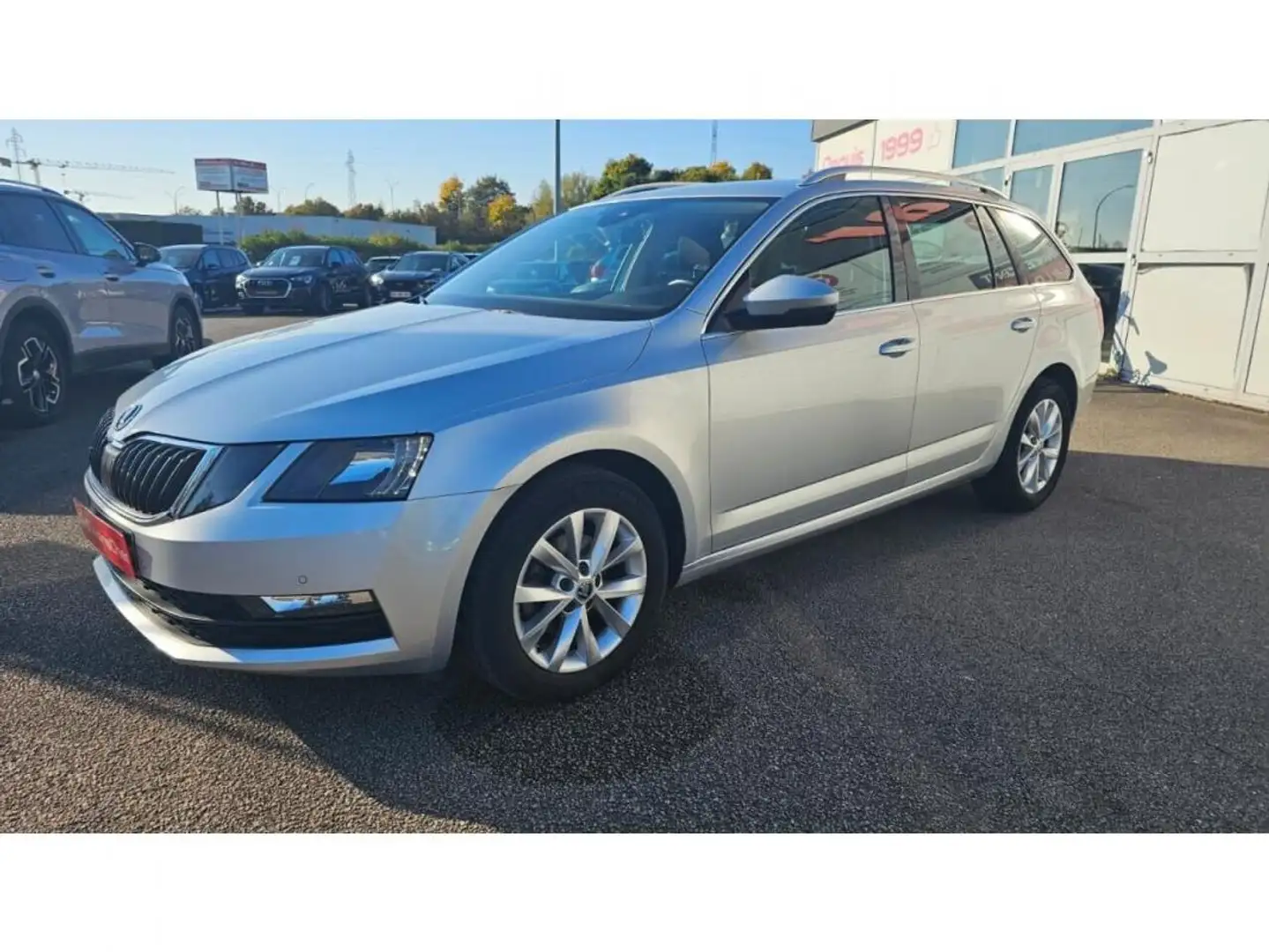 Skoda Octavia COMBI Ambition 1.6 TDI 116cv DSG7 + Attelage + Sièges AV Chauffants + DAB Gris - 2