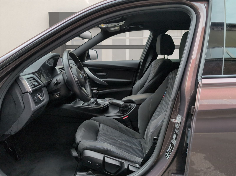 BMW 320 d xDrive Touring M Sport M Paket Individual — photo 9