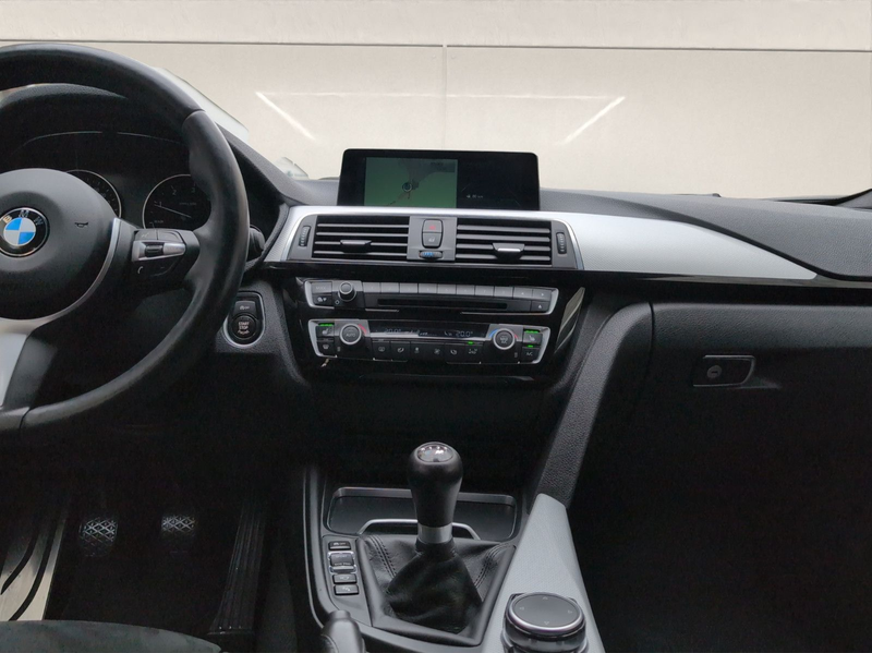 BMW 320 d xDrive Touring M Sport M Paket Individual — photo 15