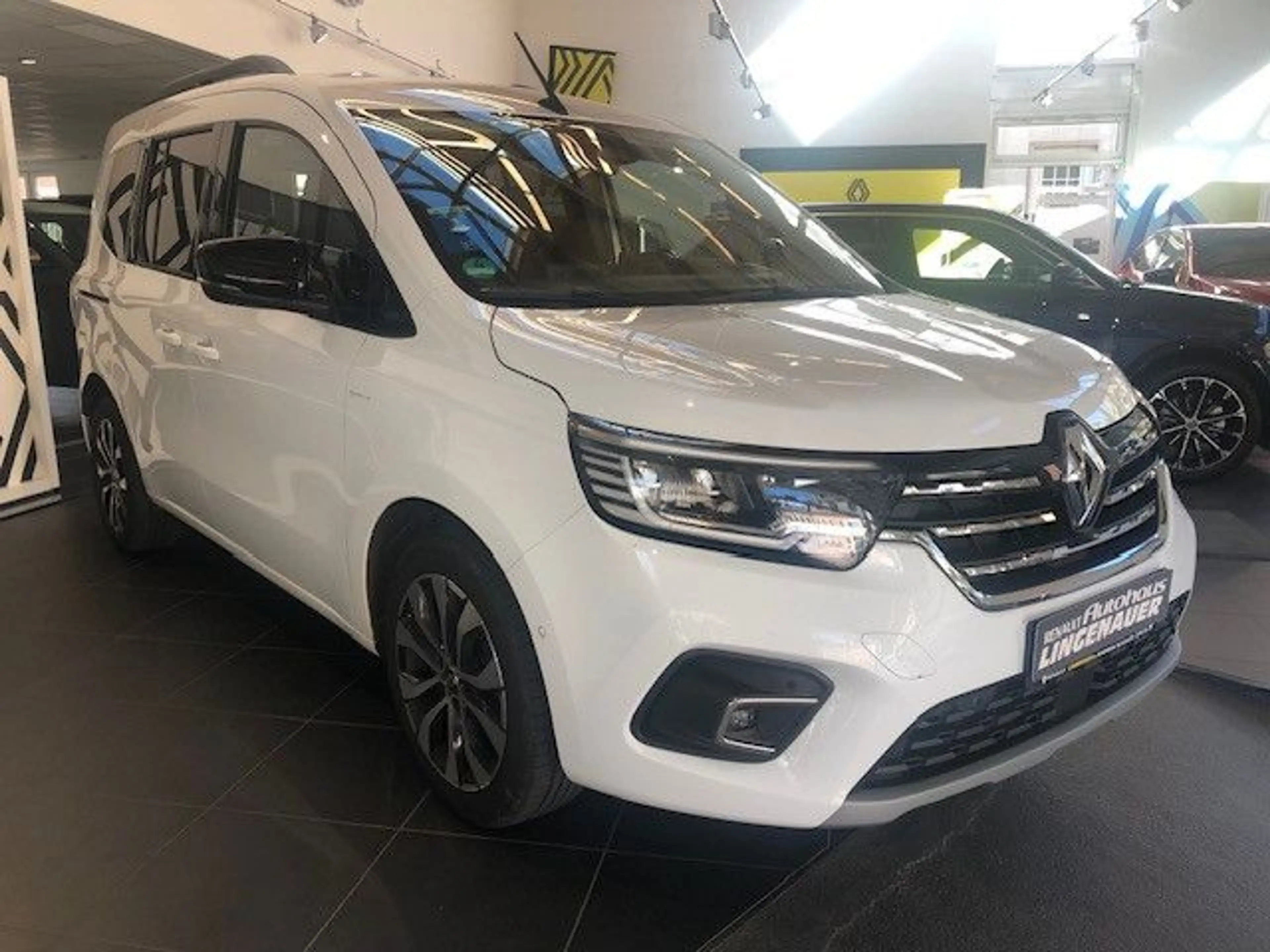 Renault Kangoo III Intens 130 TCe — photo 2