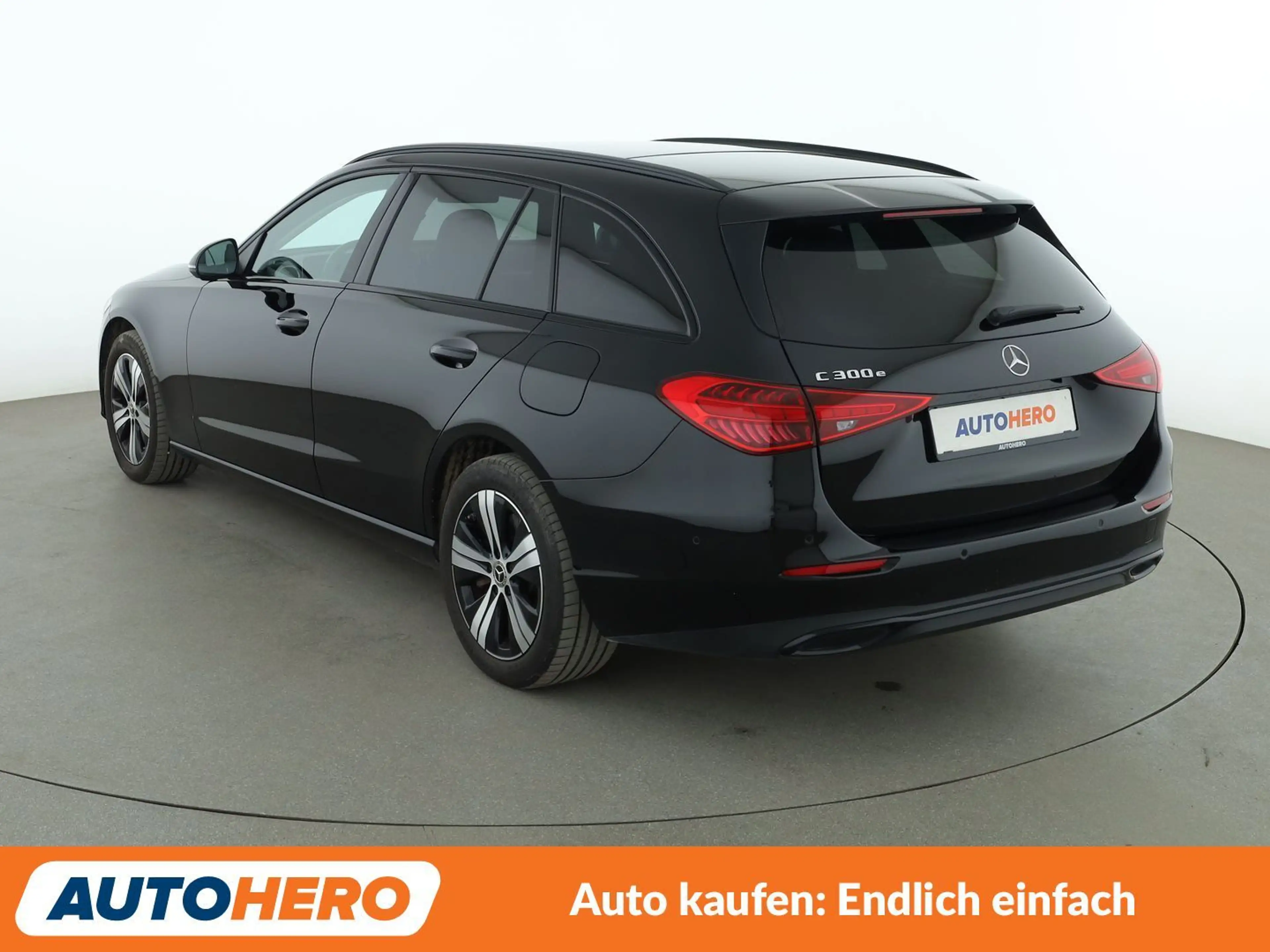 Mercedes-Benz C 300 C 300e T Aut.*NAVI*LED*TEMPO*CAM*PDC*SHZ* — photo 4