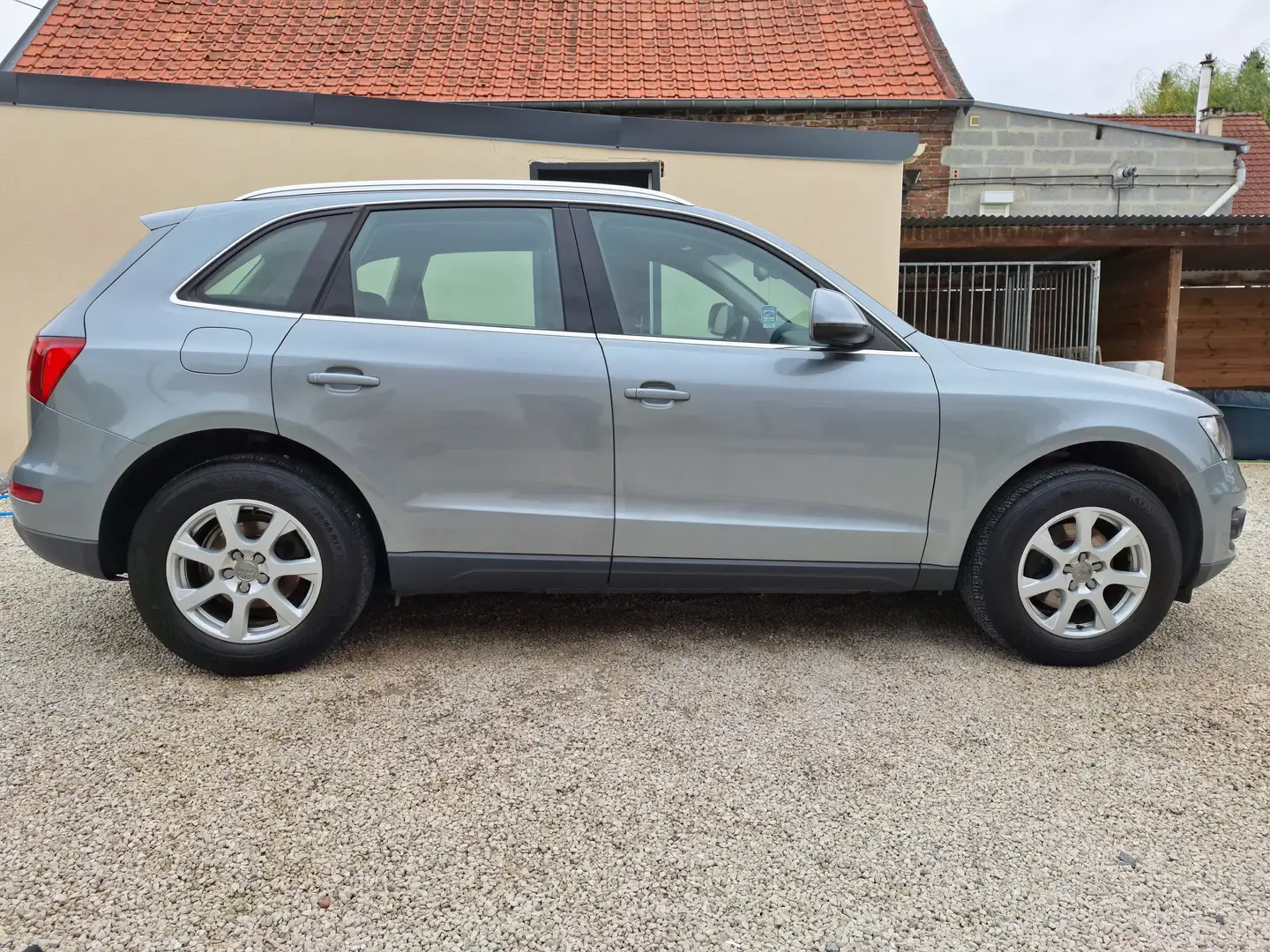 Audi Q5 Q5 2.0 TDI 143 DPF Quattro Ambiente Gris - 2