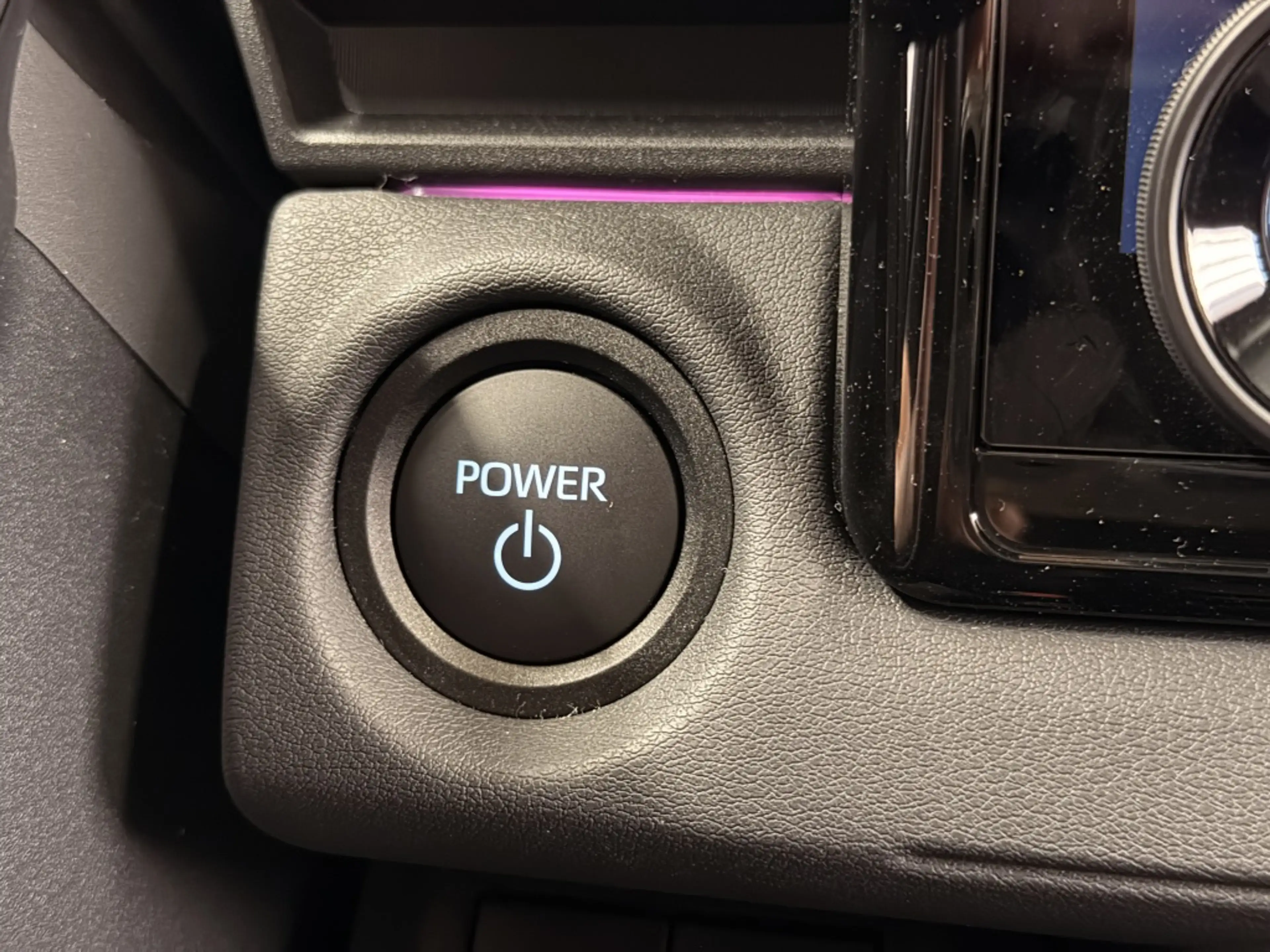 Toyota C-HR+ First Edition 77 kWh — photo 31