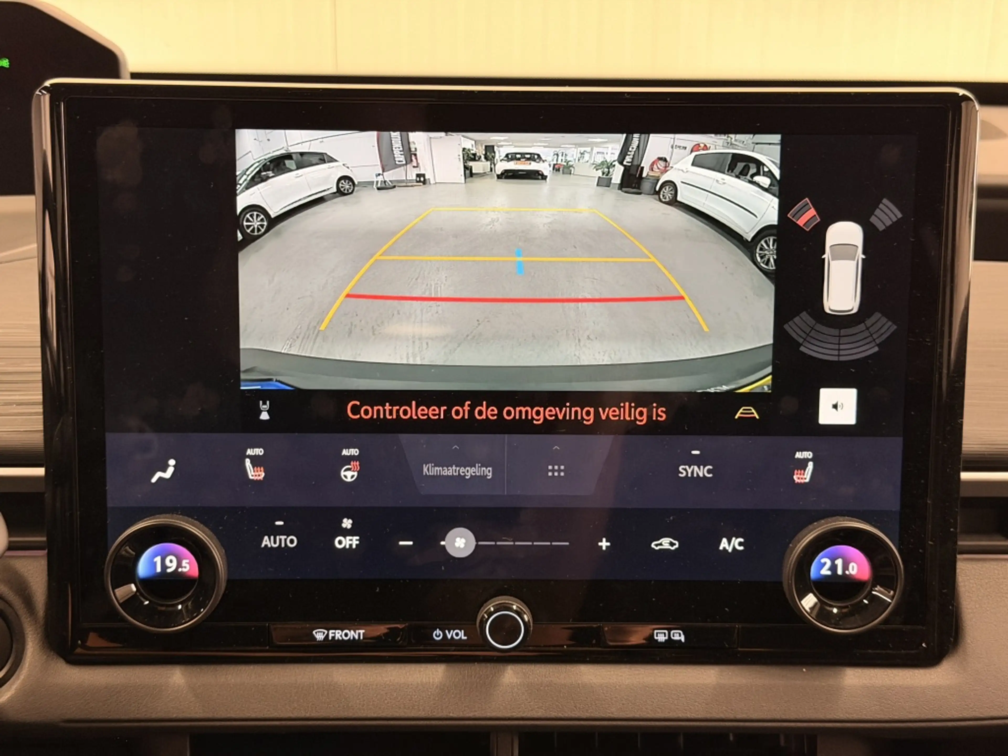 Toyota C-HR+ First Edition 77 kWh — photo 43