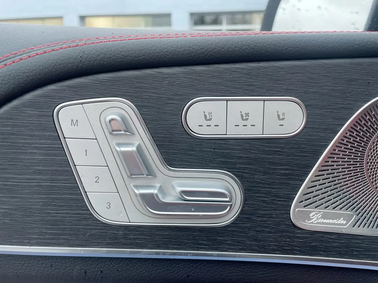 Mercedes-Benz GLE снимка Mercedes-Benz GLE