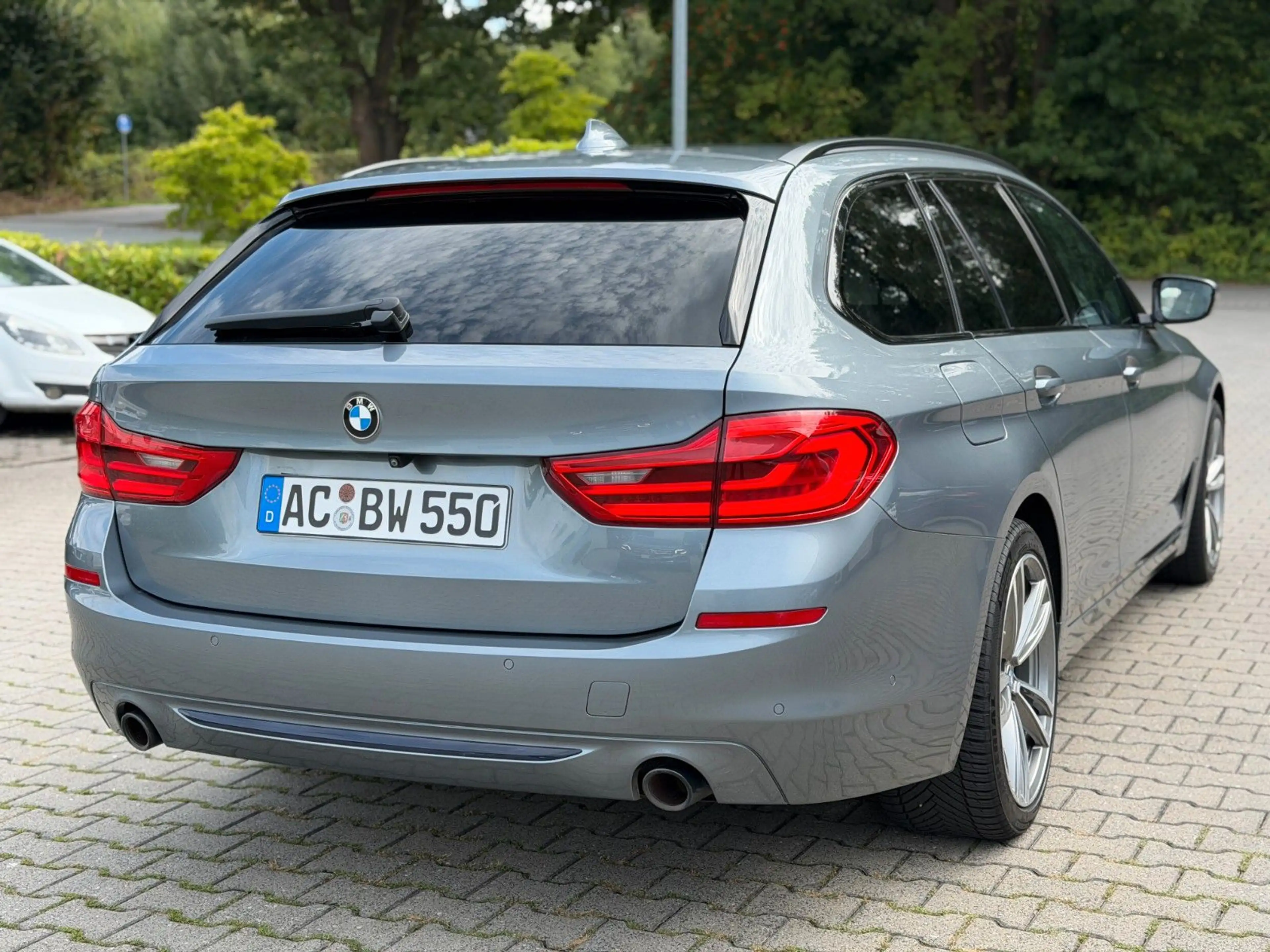 BMW 520 5 Touring 520 d Sport Line*HarmanKardon*Navi — photo 10