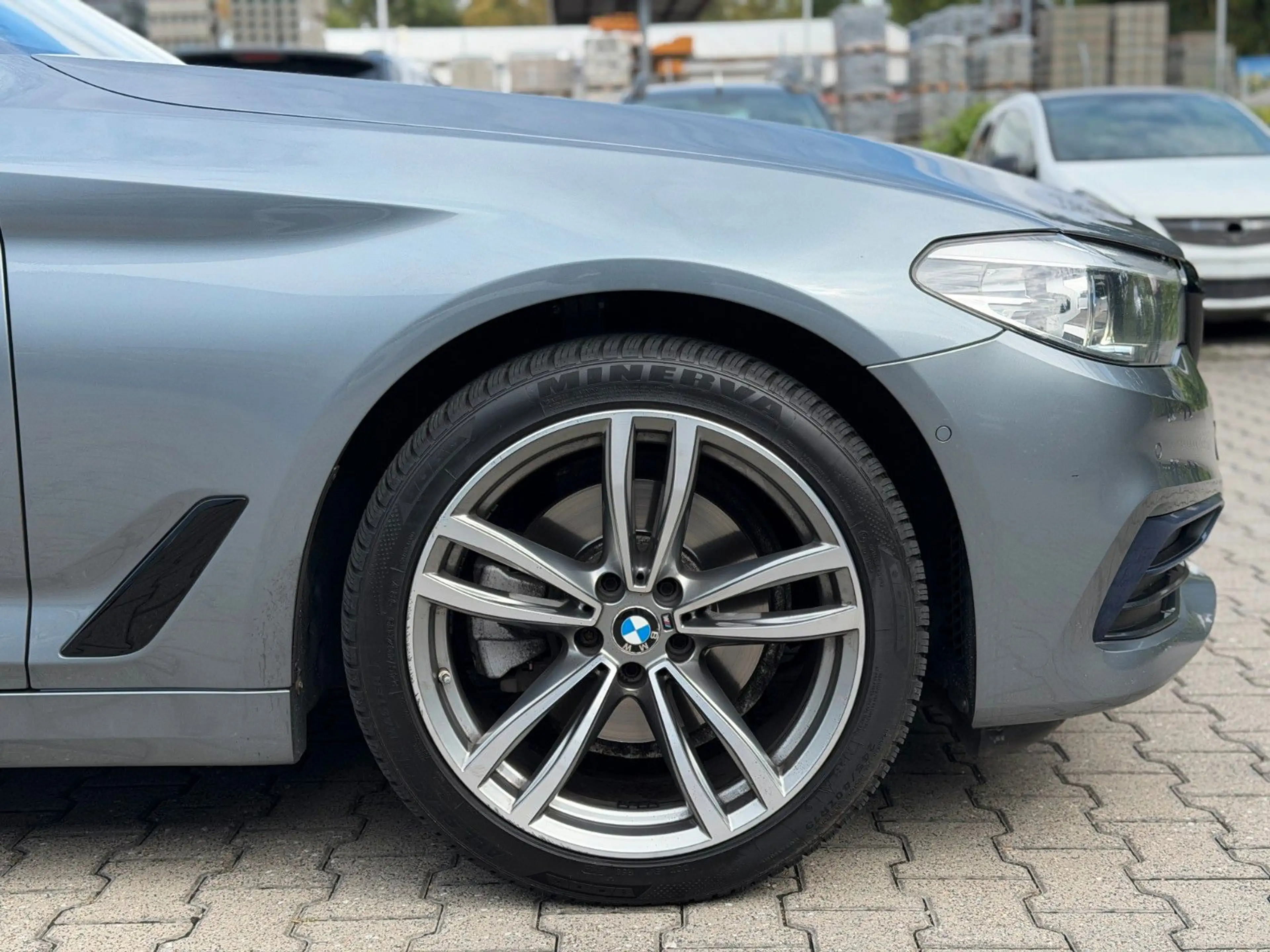 BMW 520 5 Touring 520 d Sport Line*HarmanKardon*Navi — photo 8