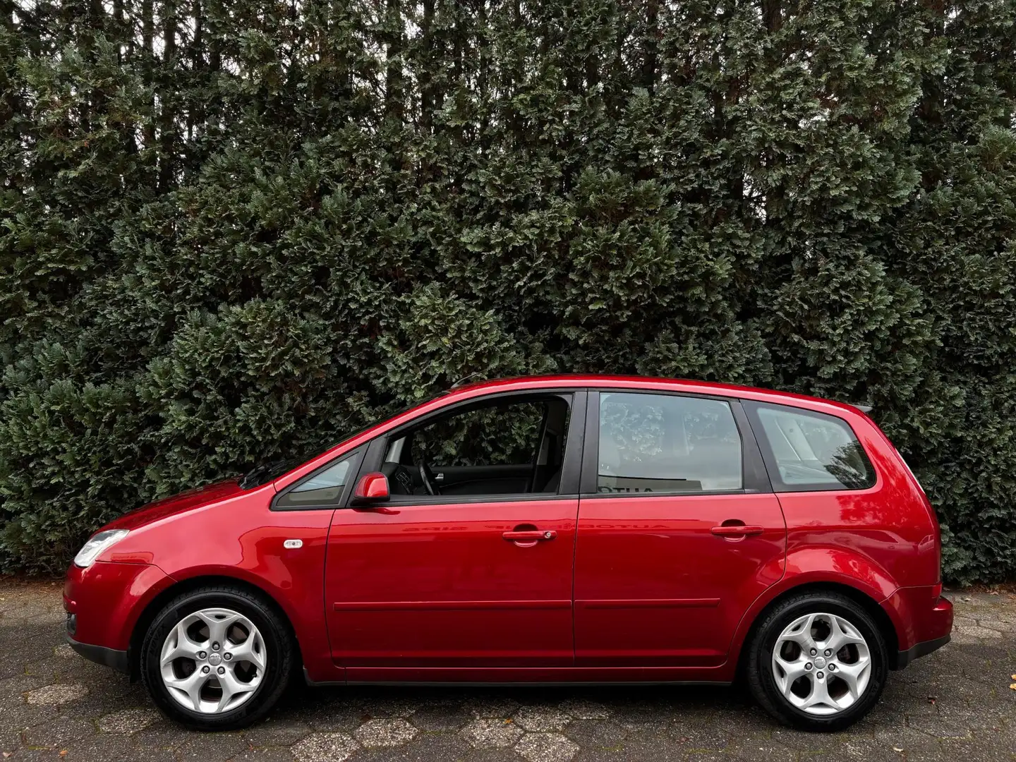 Ford Focus C-Max 1.6-16V Futura | Airco | Nieuwe APK Красный - 2