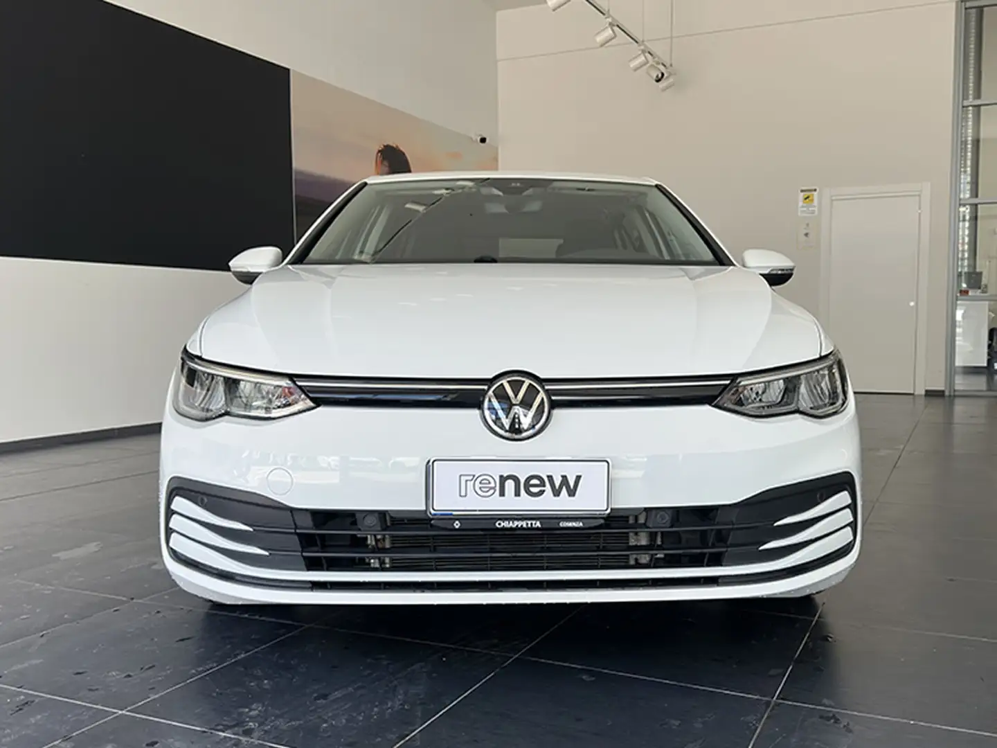 Volkswagen Golf 1.0 tsi evo life 110cv Bianco - 2