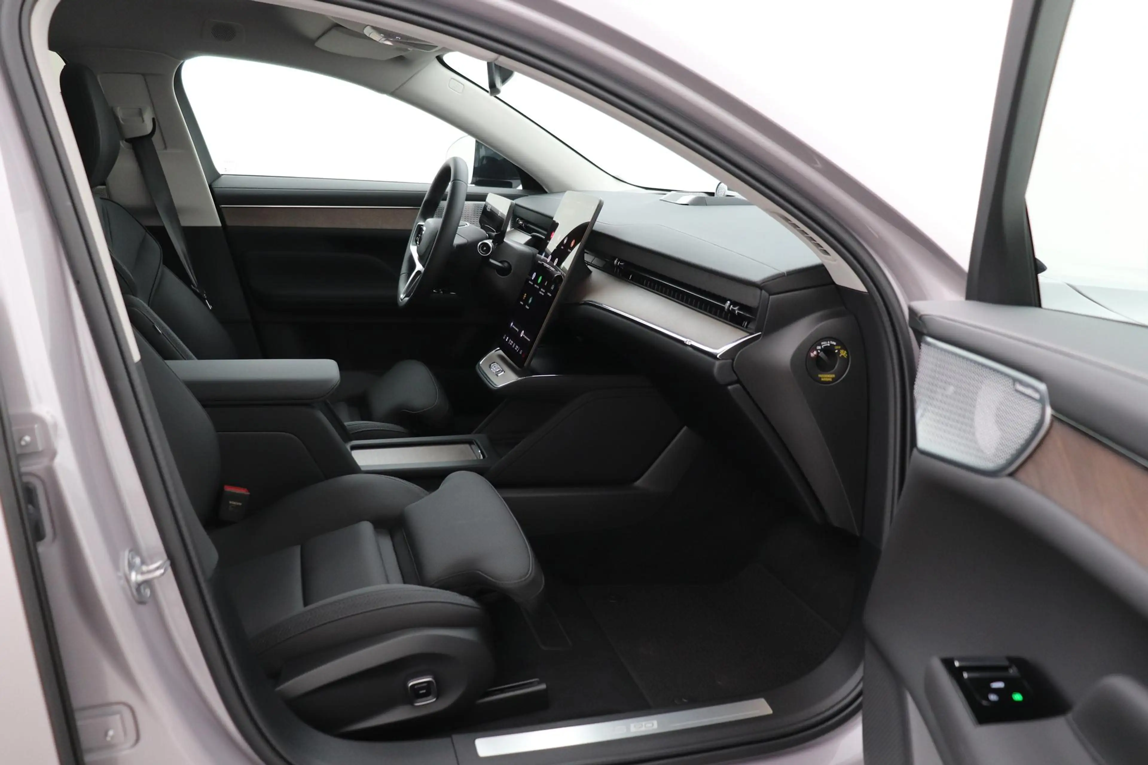 Volvo ES90 Single Motor Extended Range Ultra 92 kWh | FACELIF — photo 5