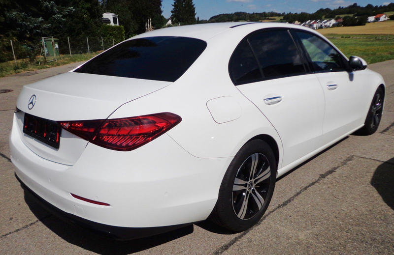 Mercedes-Benz C 300 d Dist LED 360° AHK NAVI-MBUX Nigth Mem So — photo 9